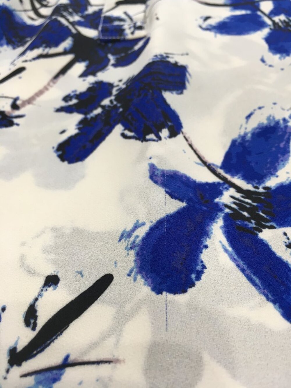 NYDJ Women's White & Blue Sheer Top Size 1X - Picture 4 of 4